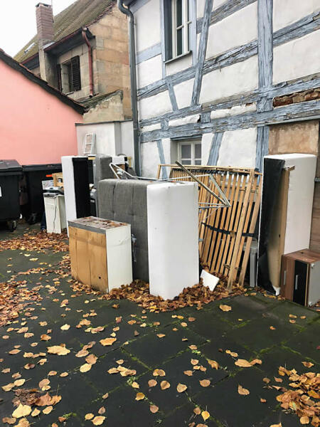 Foto Haus aussen nach der Entrümpelung