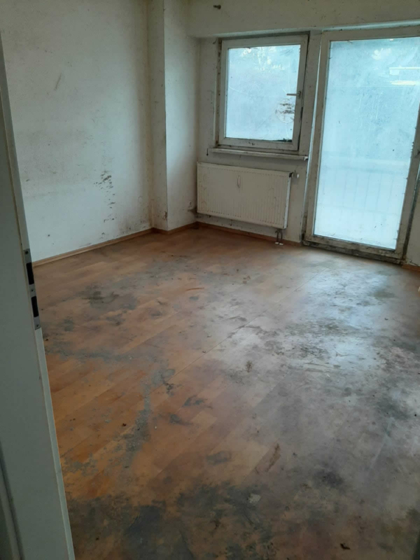 Messie Wohnzimmer geräumt 02